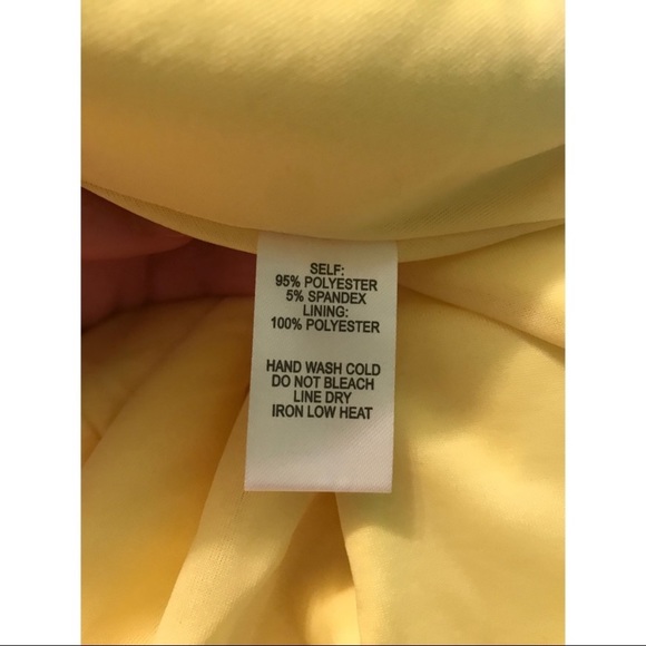 Lulu’s play on curves light yellow backless dress - Picture 5 of 5